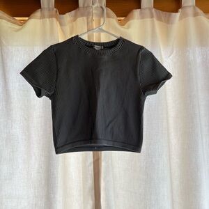 Forever 21 Gray Cropped Fitted T-Shirt
